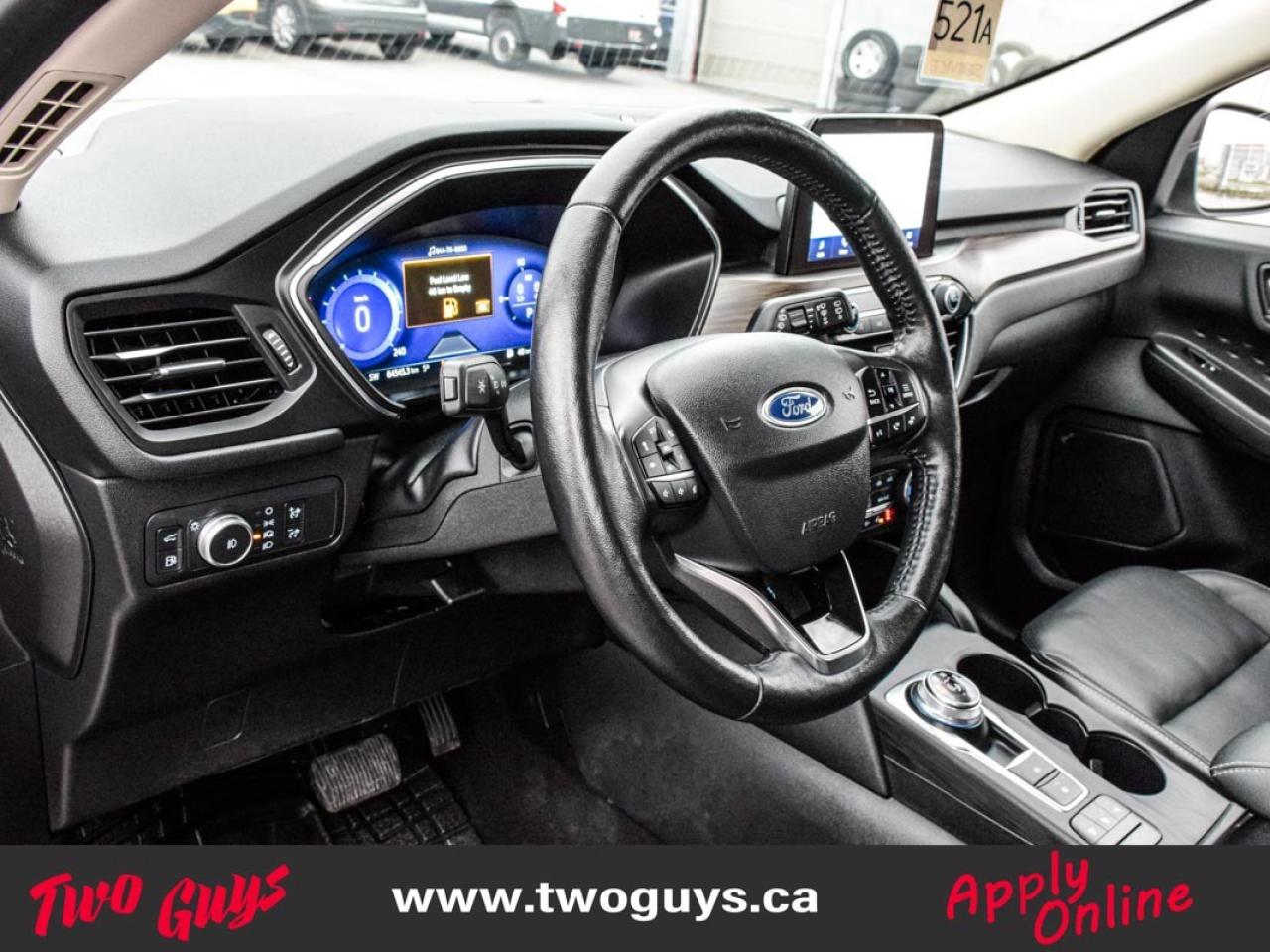 2020 Ford Escape Titanium   Hybrid   AWD   Lthr   Nav Photo