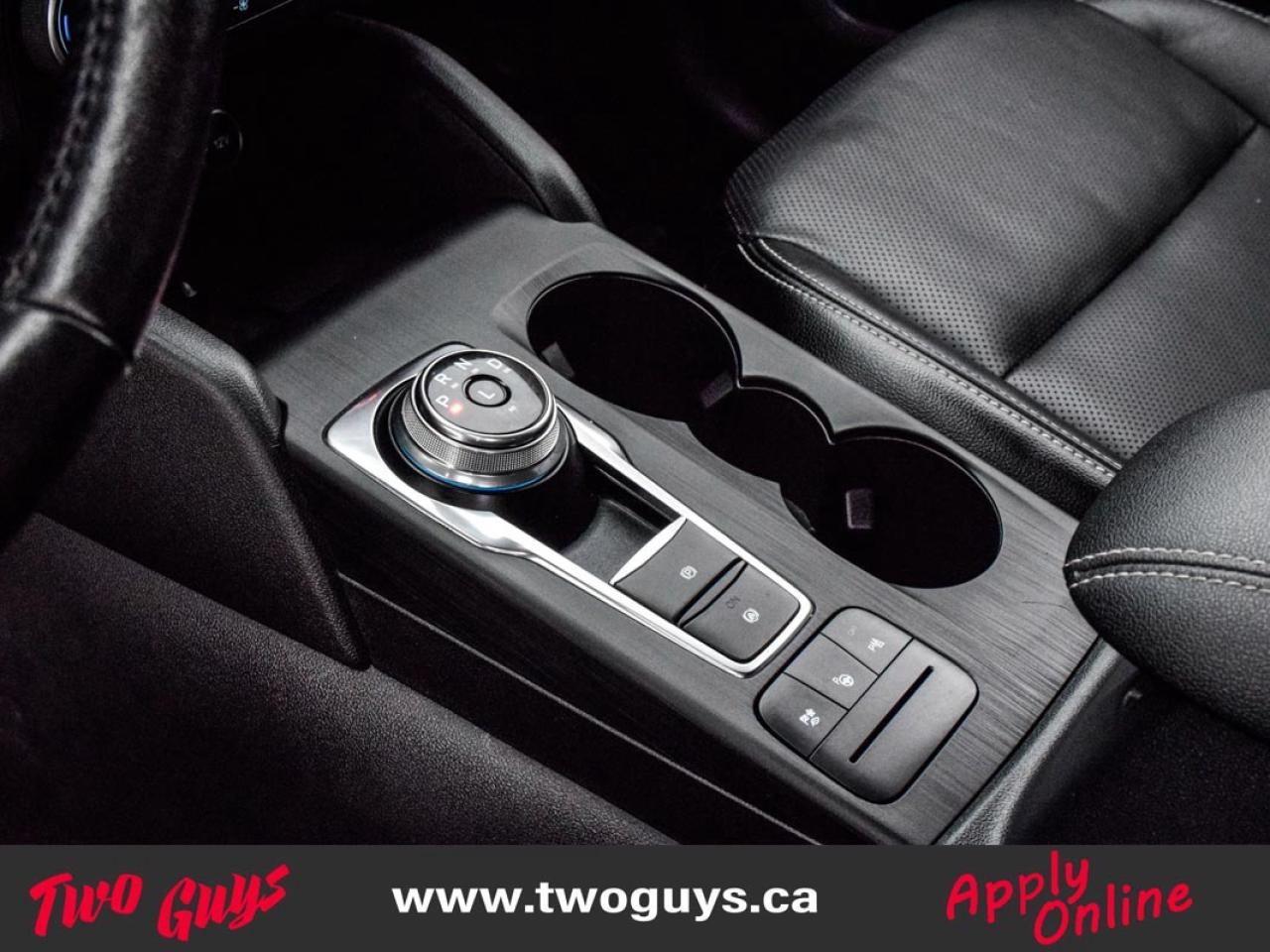 2020 Ford Escape Titanium   Hybrid   AWD   Lthr   Nav Photo