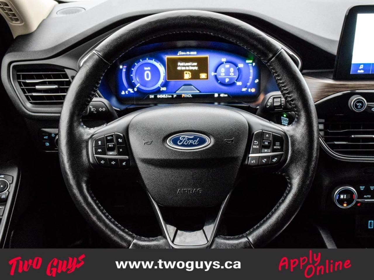 2020 Ford Escape Titanium   Hybrid   AWD   Lthr   Nav Photo