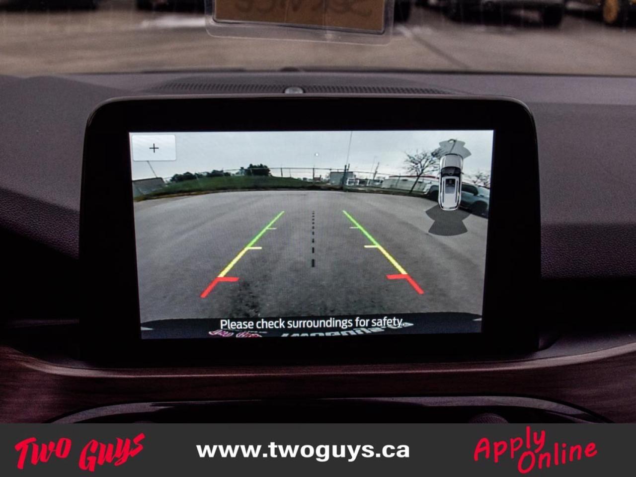 2020 Ford Escape Titanium   Hybrid   AWD   Lthr   Nav Photo