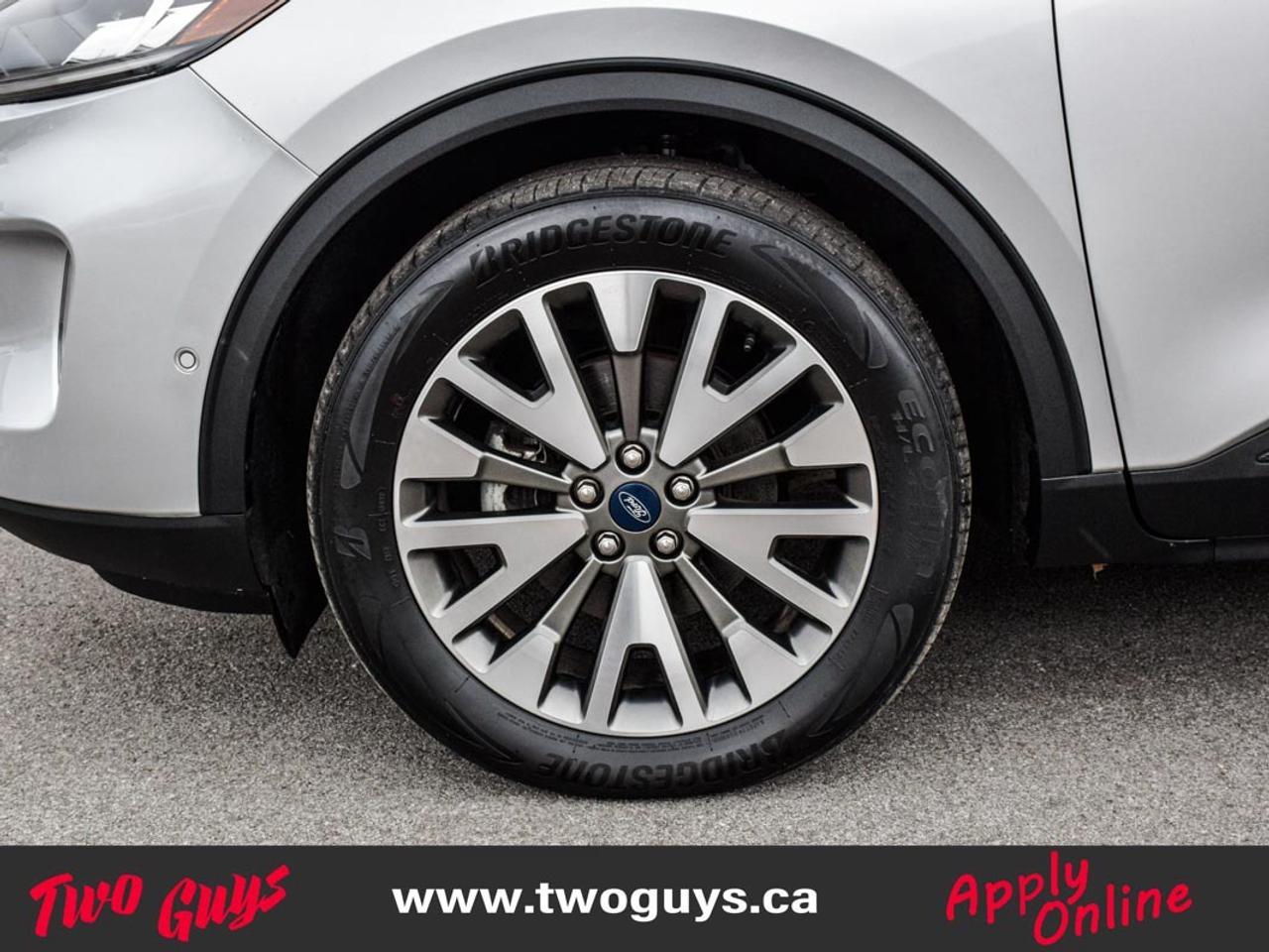 2020 Ford Escape Titanium   Hybrid   AWD   Lthr   Nav Photo