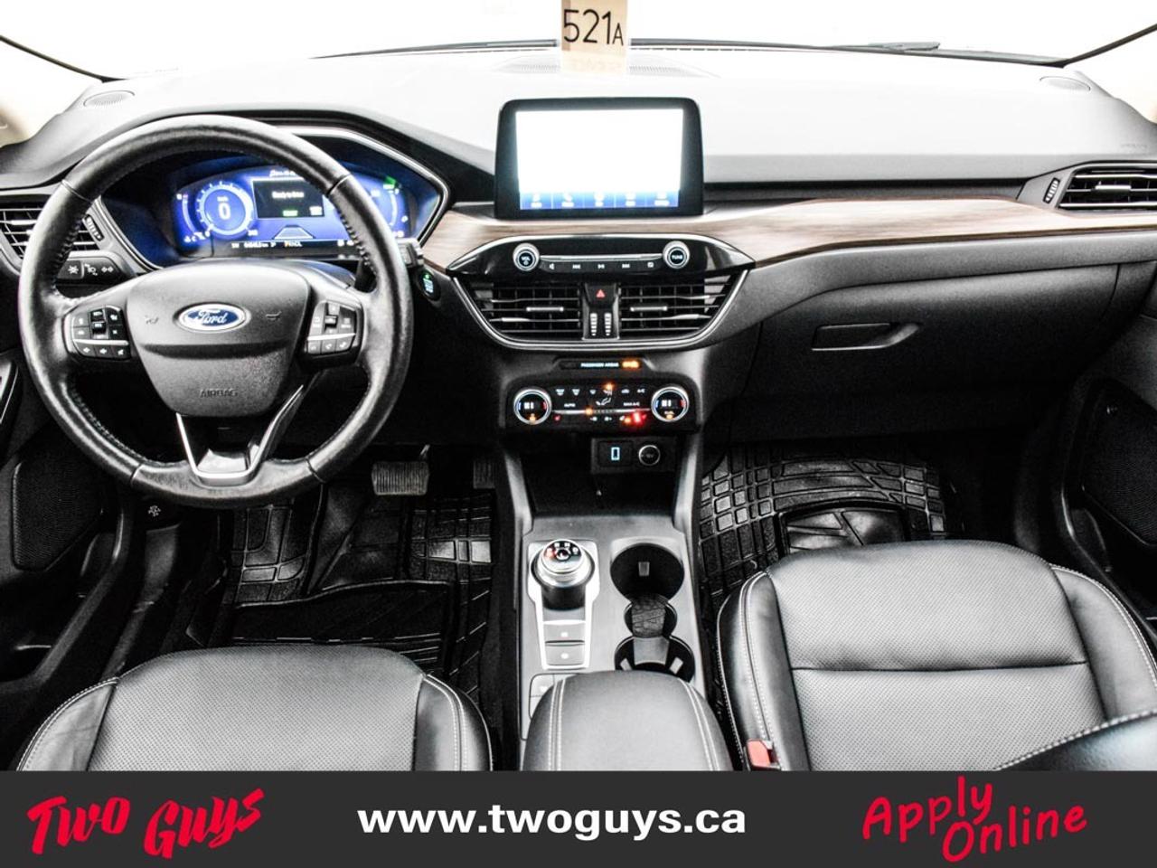 2020 Ford Escape Titanium   Hybrid   AWD   Lthr   Nav Photo