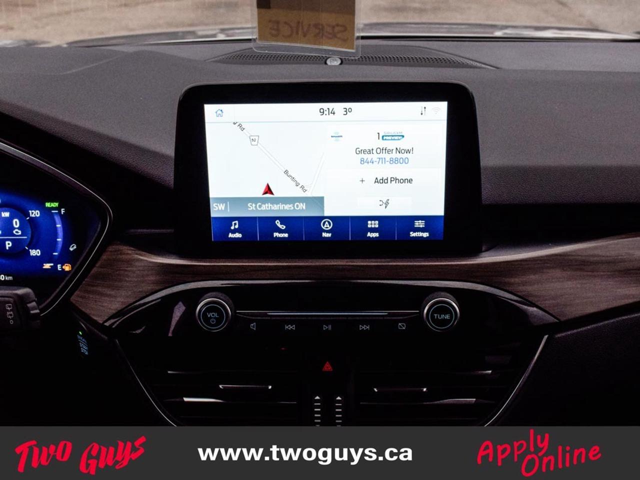 2020 Ford Escape Titanium   Hybrid   AWD   Lthr   Nav Photo