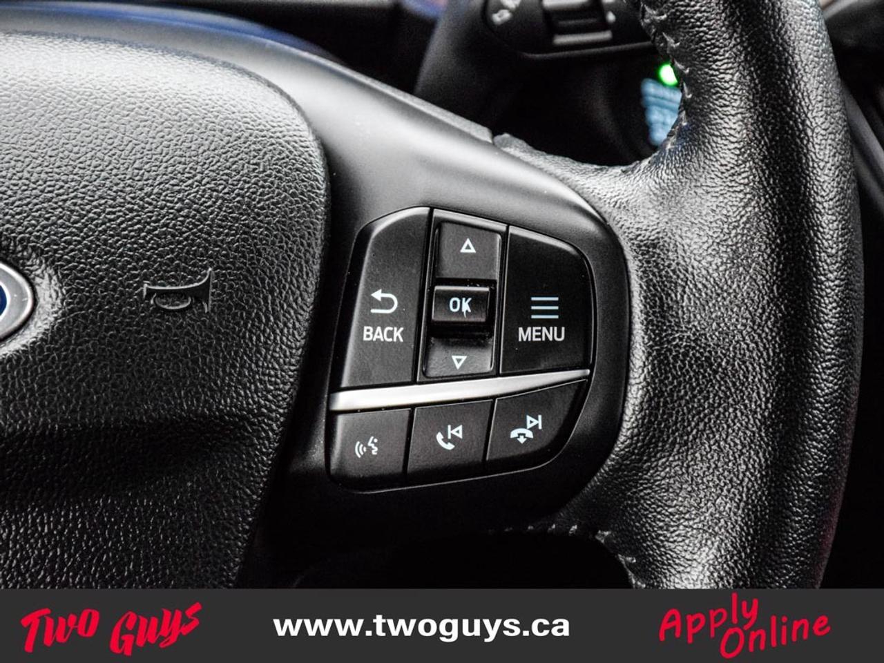 2020 Ford Escape Titanium   Hybrid   AWD   Lthr   Nav Photo