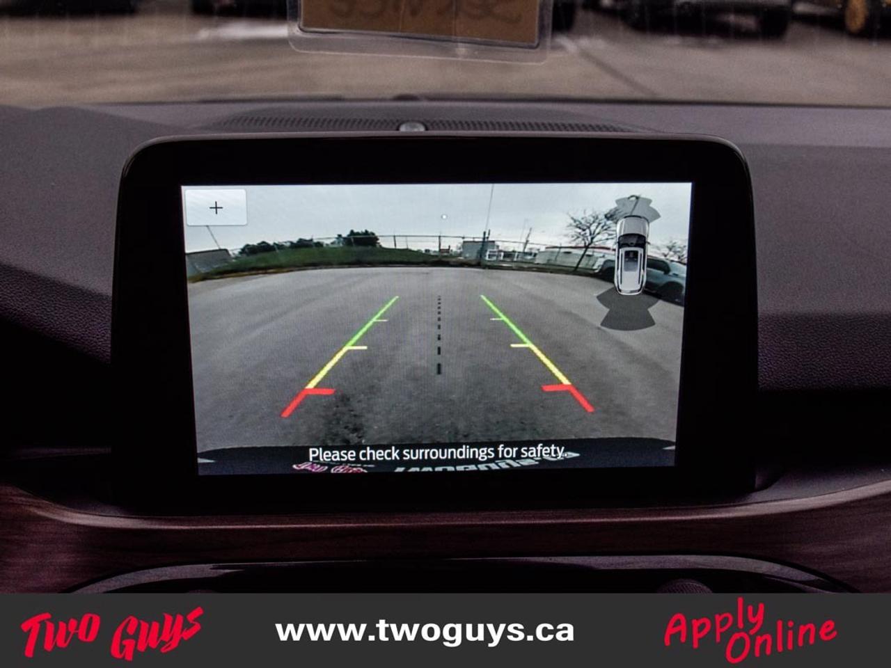 2020 Ford Escape Titanium   Hybrid   AWD   Lthr   Nav Photo