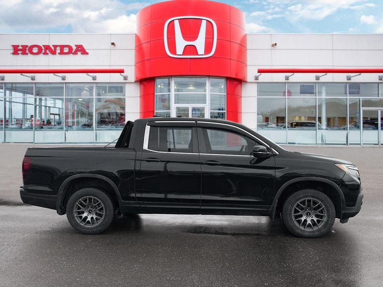 2017 Honda Ridgeline LX Photo