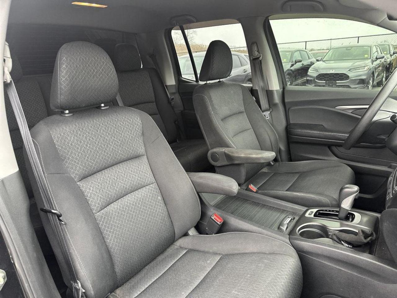 2017 Honda Ridgeline LX Photo