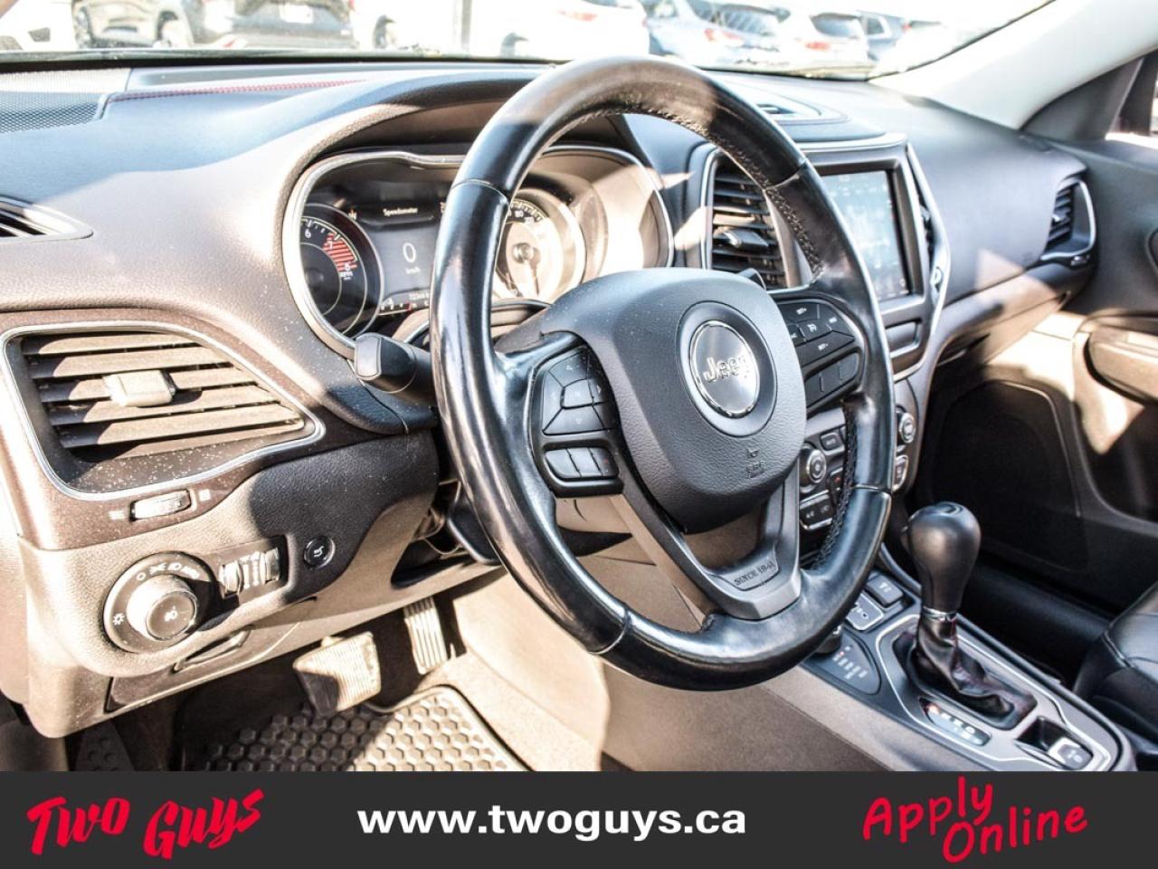 2020 Jeep Cherokee Trailhawk Elite 4x4 Leather Pano Nav Back Up Cam Photo