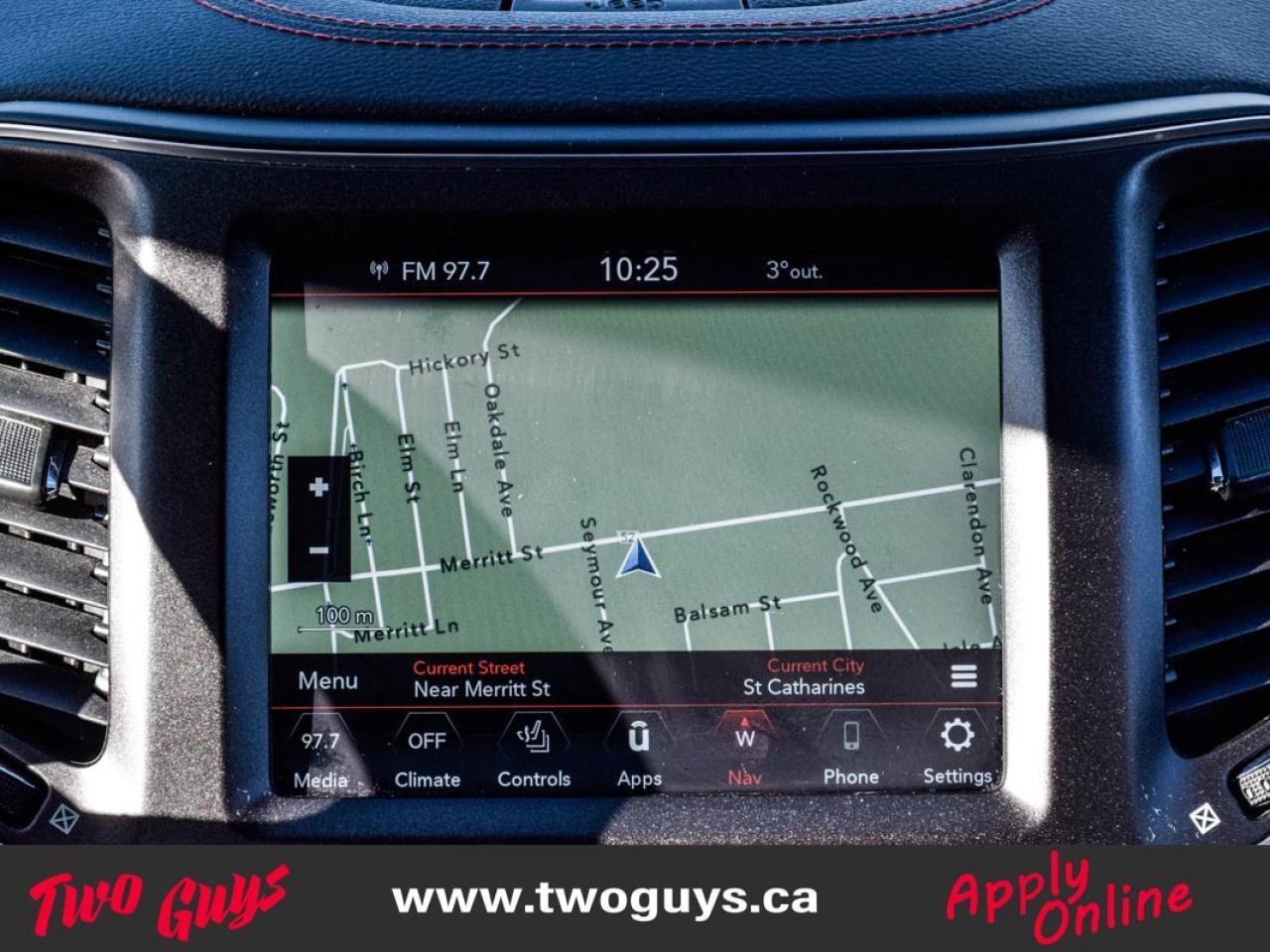 2020 Jeep Cherokee Trailhawk Elite 4x4 Leather Pano Nav Back Up Cam Photo