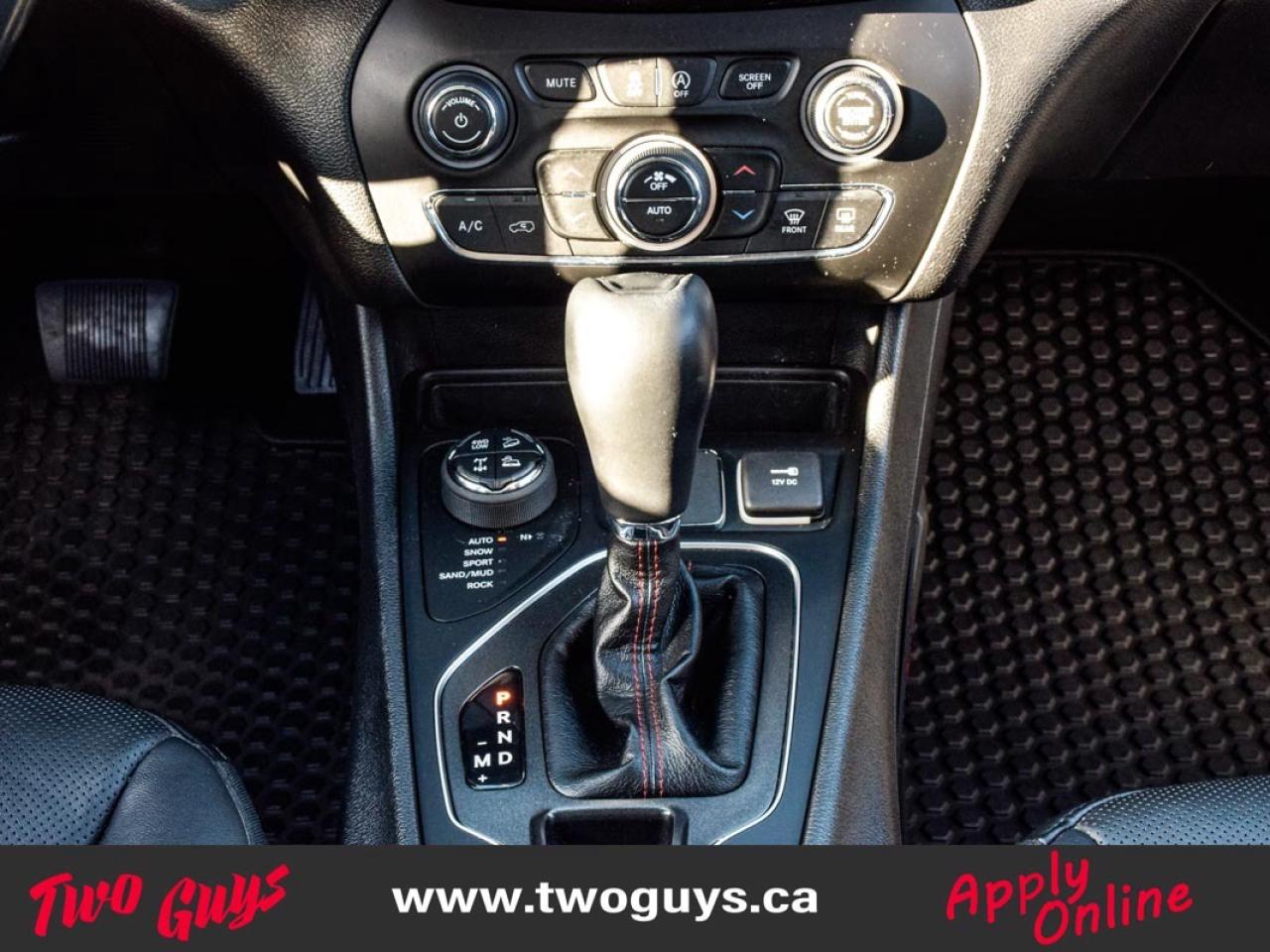 2020 Jeep Cherokee Trailhawk Elite   3.2L 4WD   Panoroof   Lthr   Nav Photo