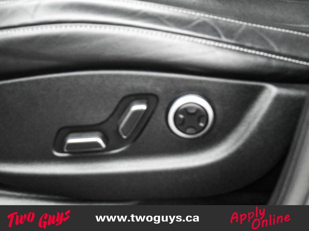 2021 Genesis GV80 2.5T Advanced   5 Pass   Panoroof   Lease Return Photo