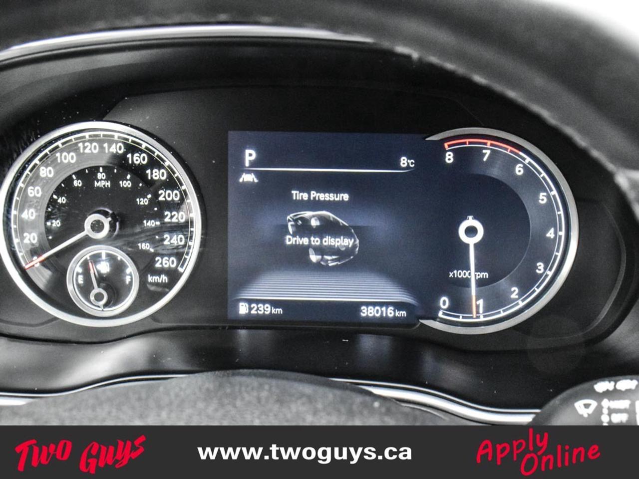 2021 Genesis GV80 2.5T Advanced   5 Pass   Panoroof   Lease Return Photo