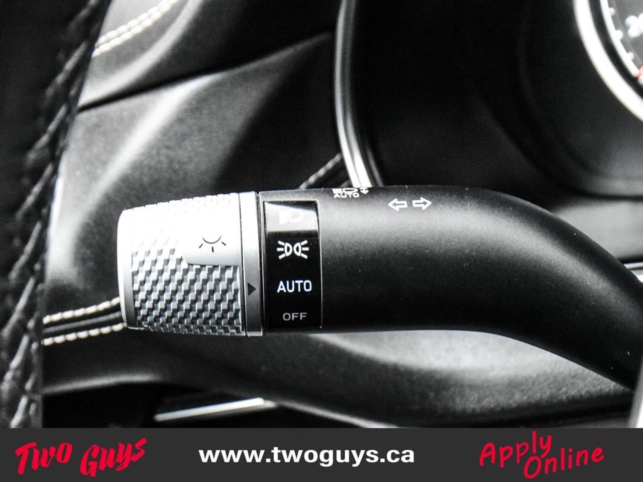 2021 Genesis GV80 2.5T Advanced   5 Pass   Panoroof   Lease Return Photo