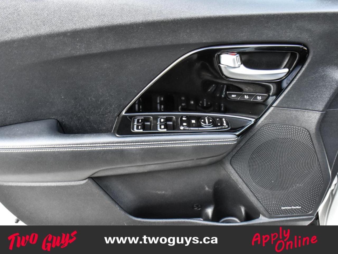 2021 Kia Niro EV SX Touring   Lthr   Sunroof   Nav   New Tires Photo