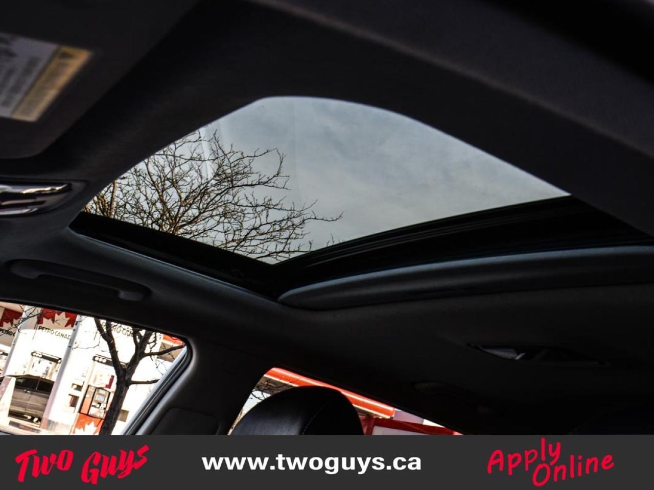 2021 Kia Niro EV SX Touring   Lthr   Sunroof   Nav   New Tires Photo