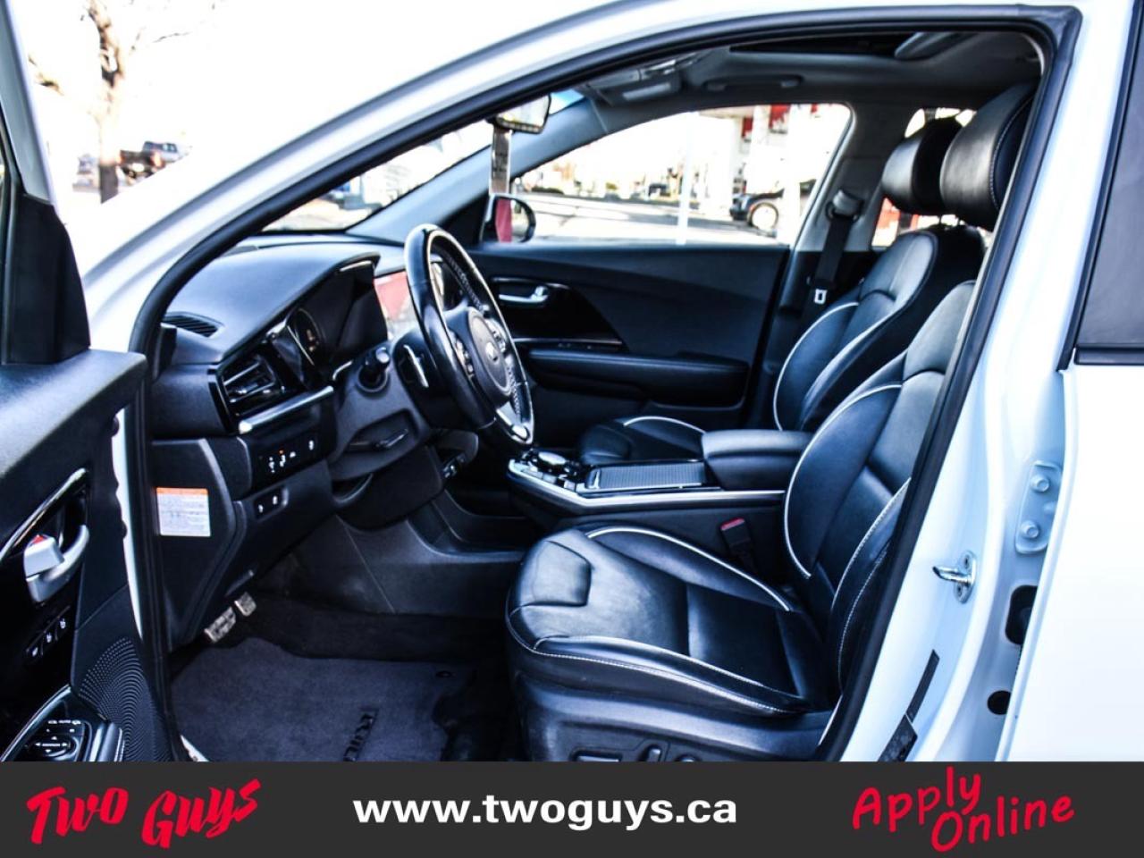 2021 Kia Niro EV SX Touring   Lthr   Sunroof   Nav   New Tires Photo