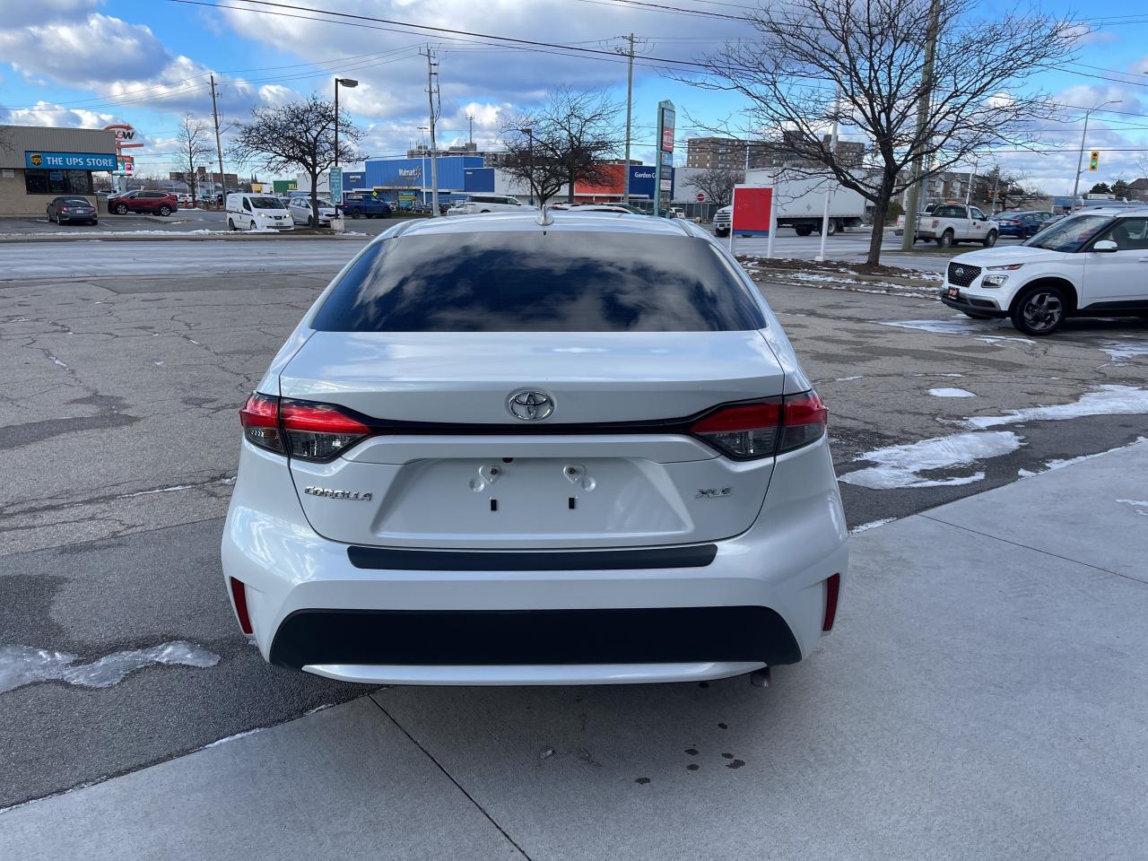 2022 Toyota Corolla XLE CVT Leather Sunroof Nav Keyless Go Back Up Cam Photo