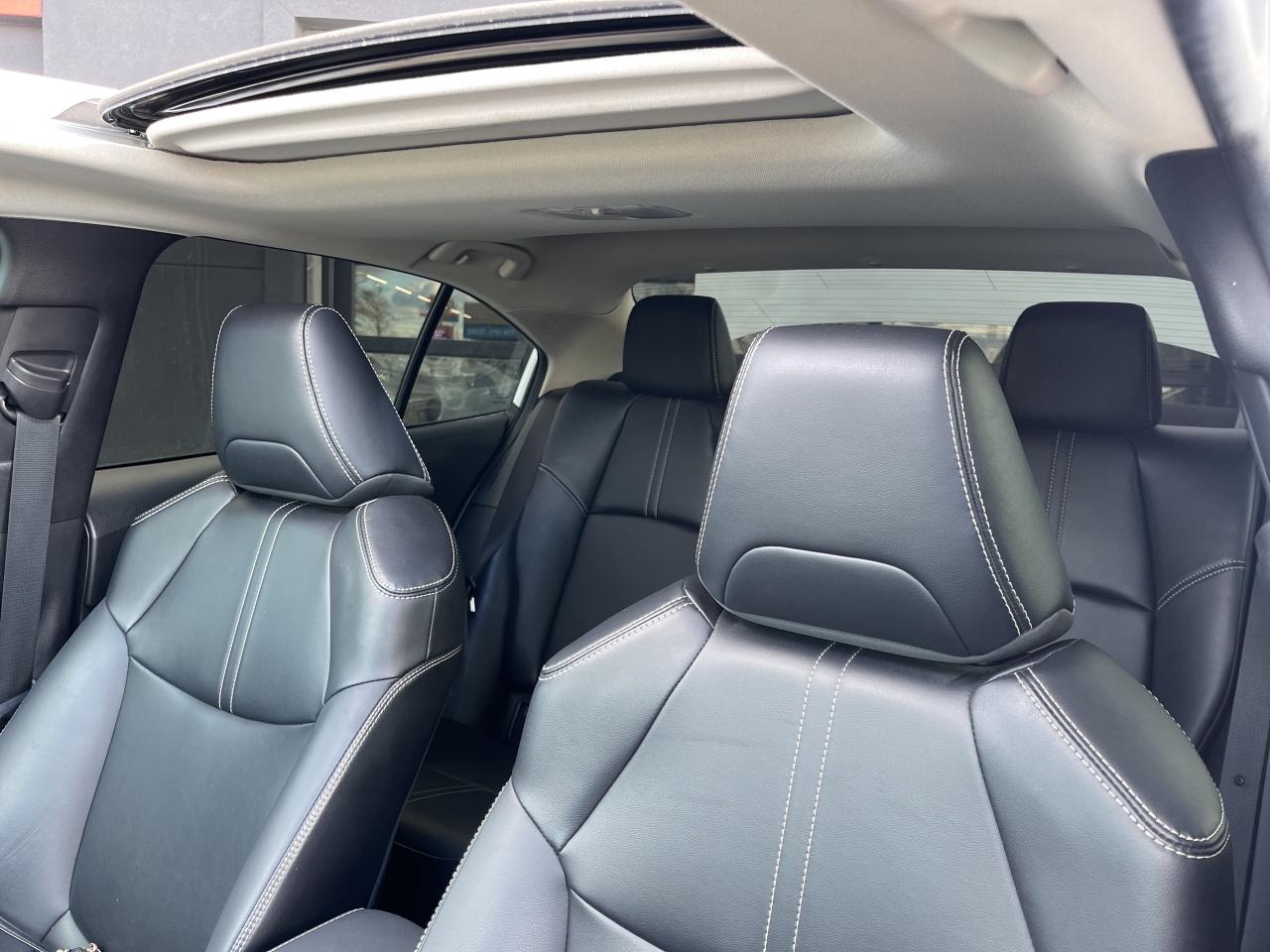 2022 Toyota Corolla XLE CVT Leather Sunroof Nav Keyless Go Back Up Cam Photo