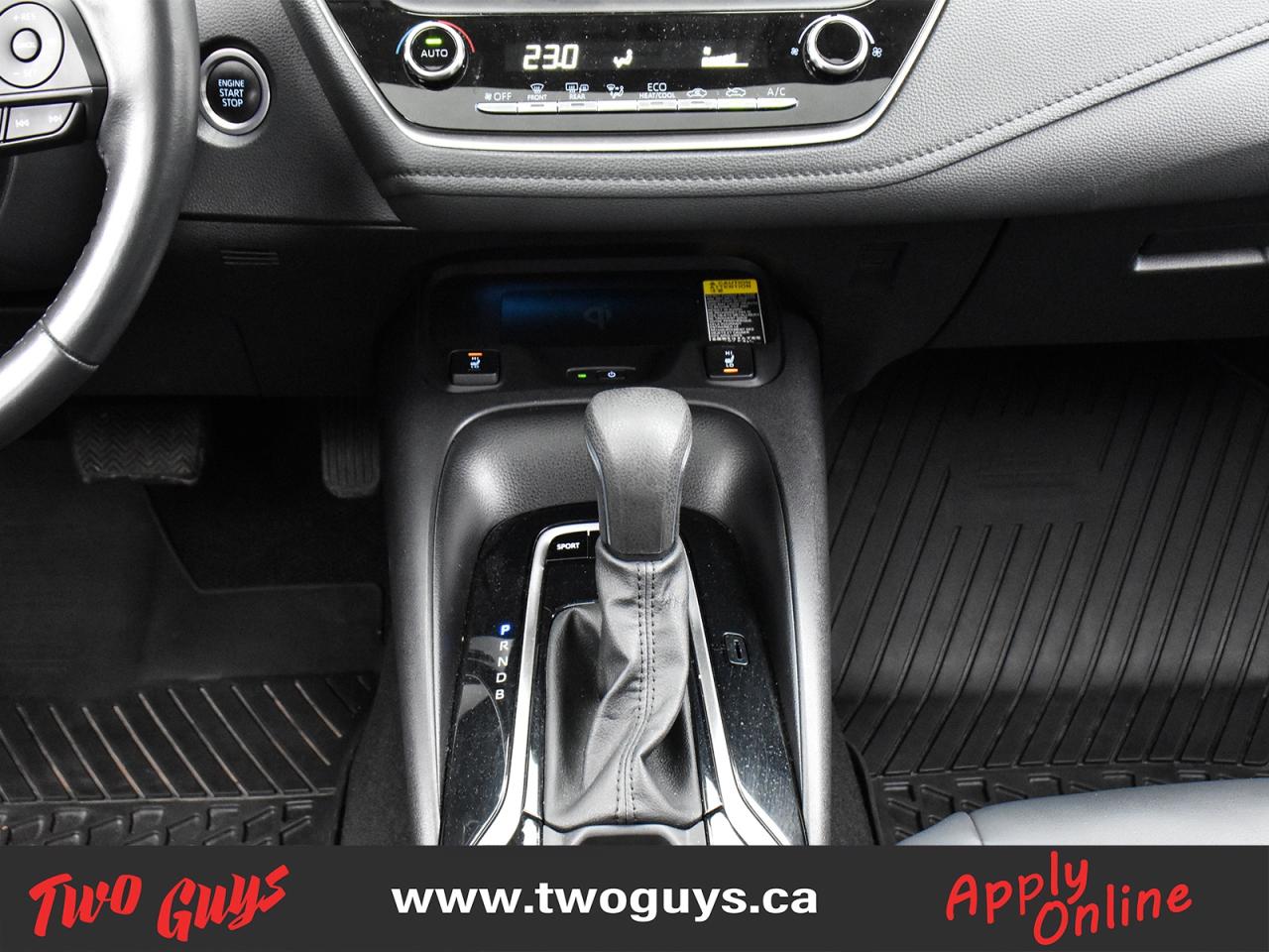 2022 Toyota Corolla XLE   LEATHER   Sunroof   Clean CF Photo