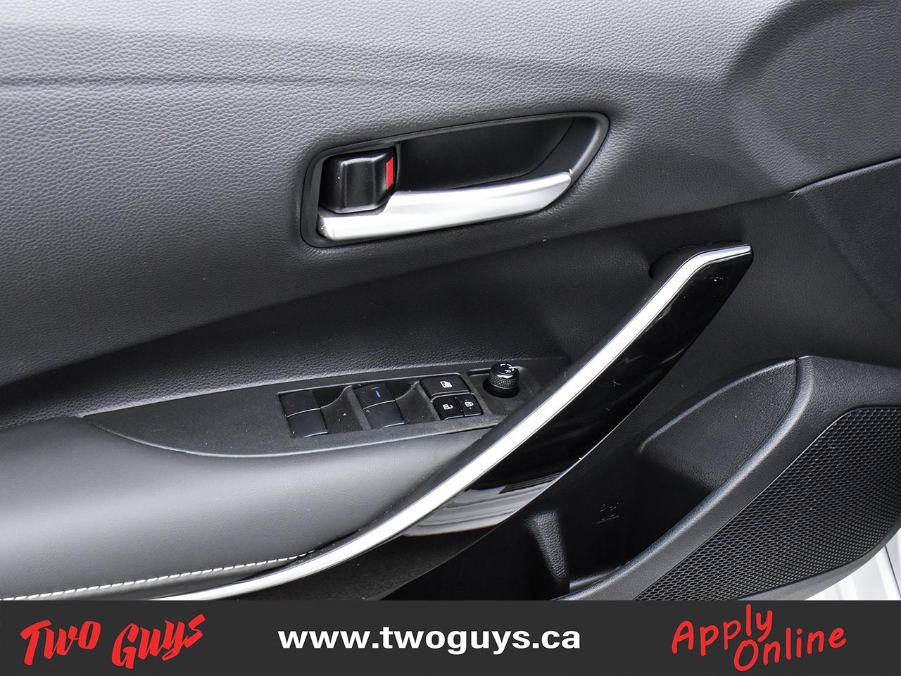 2022 Toyota Corolla XLE   LEATHER   Sunroof   Clean CF Photo