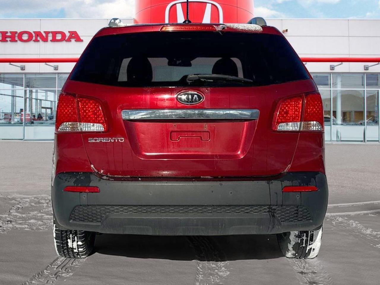 2011 Kia Sorento LX Photo4