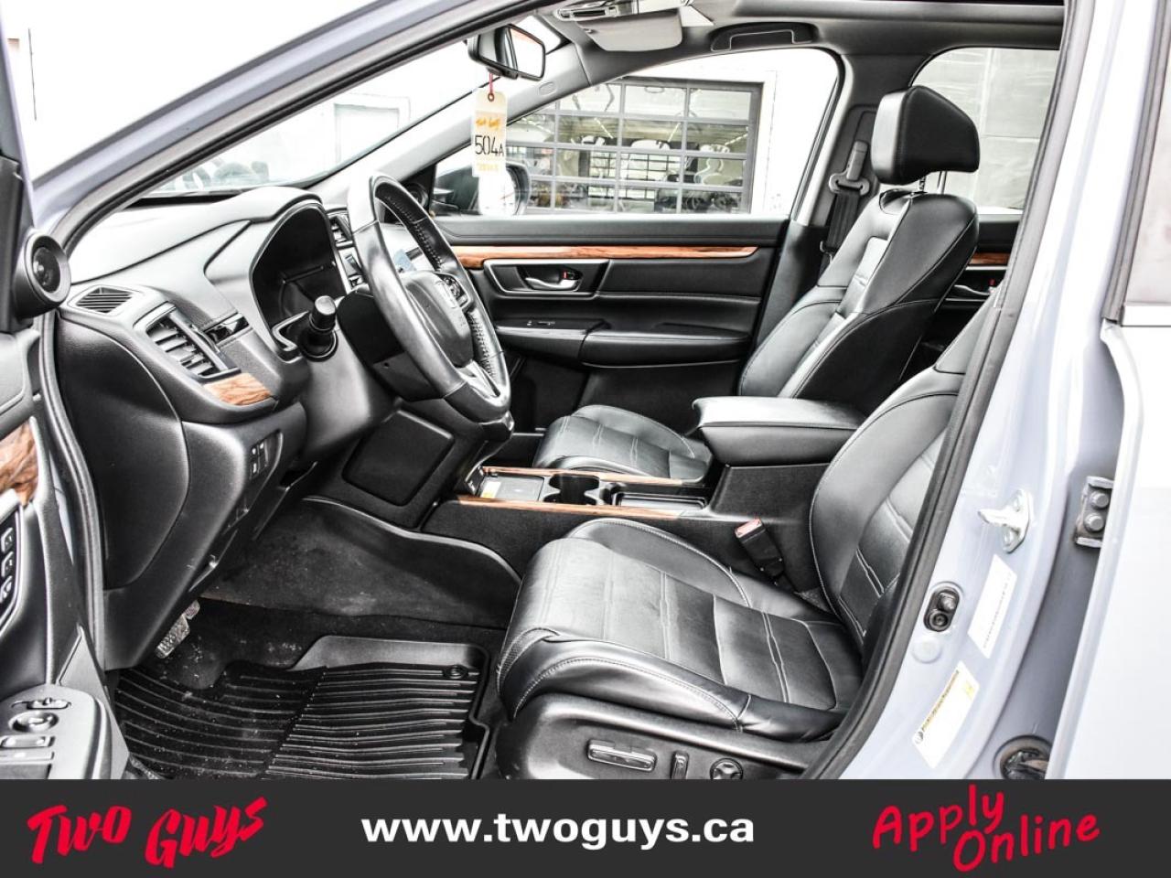 2021 Honda CR-V Touring AWD Panoroof Leather Nav Back Up Camera Photo