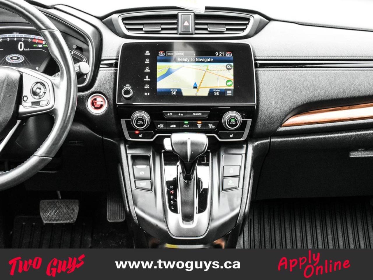 2021 Honda CR-V Touring AWD Panoroof Leather Nav Back Up Camera Photo