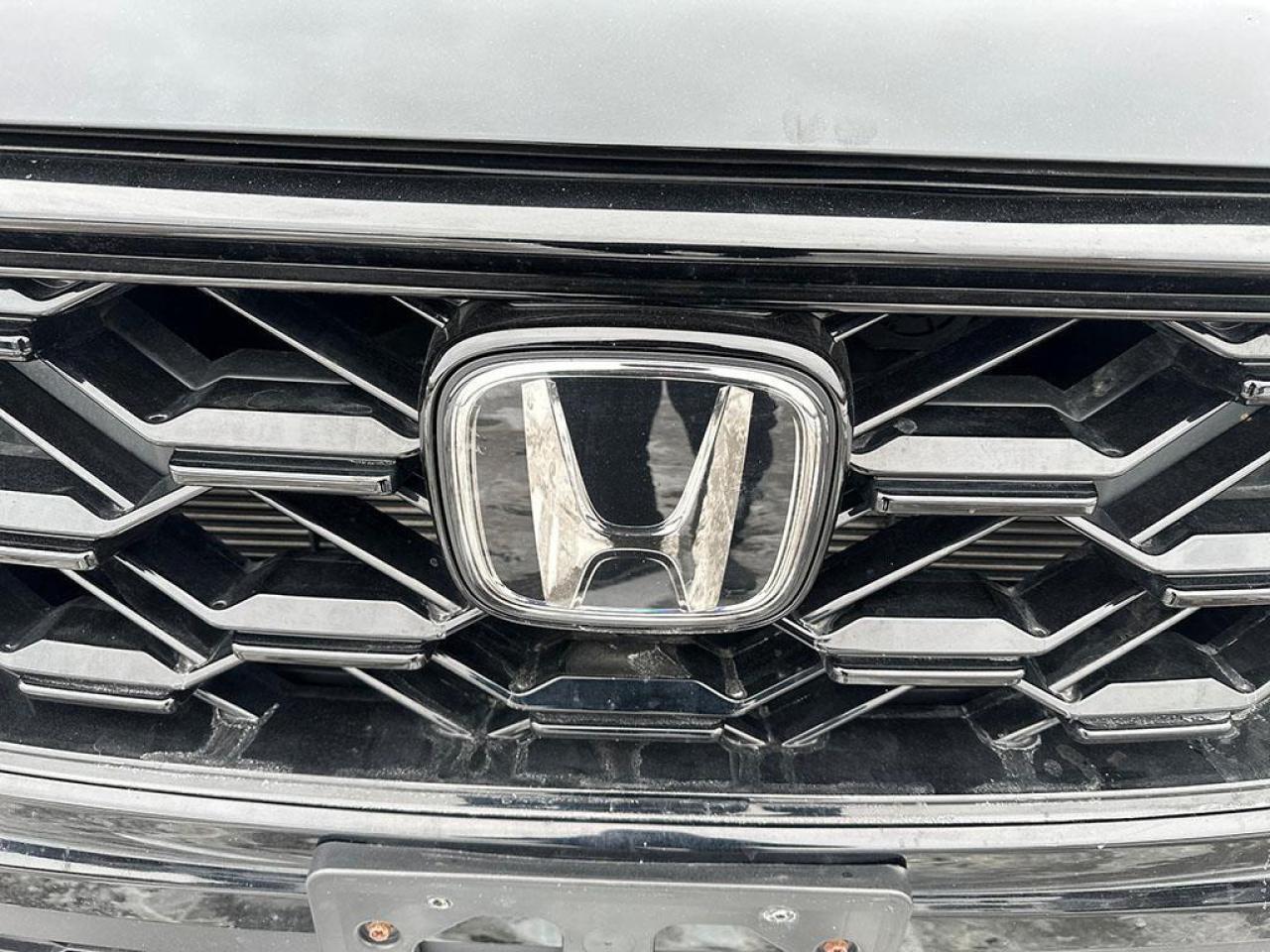 2024 Honda CR-V Hybrid Touring Photo