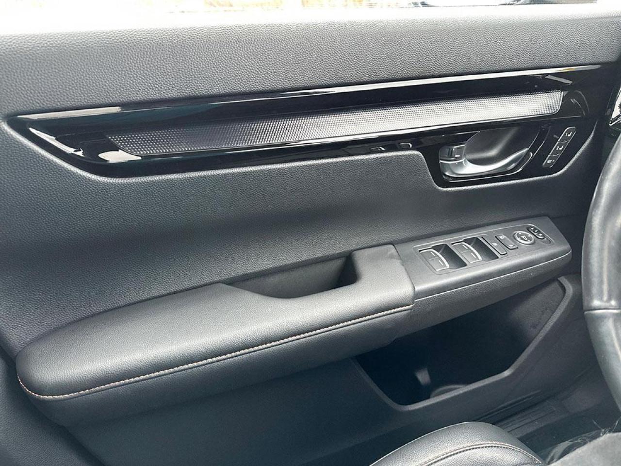 2024 Honda CR-V Hybrid Touring Photo