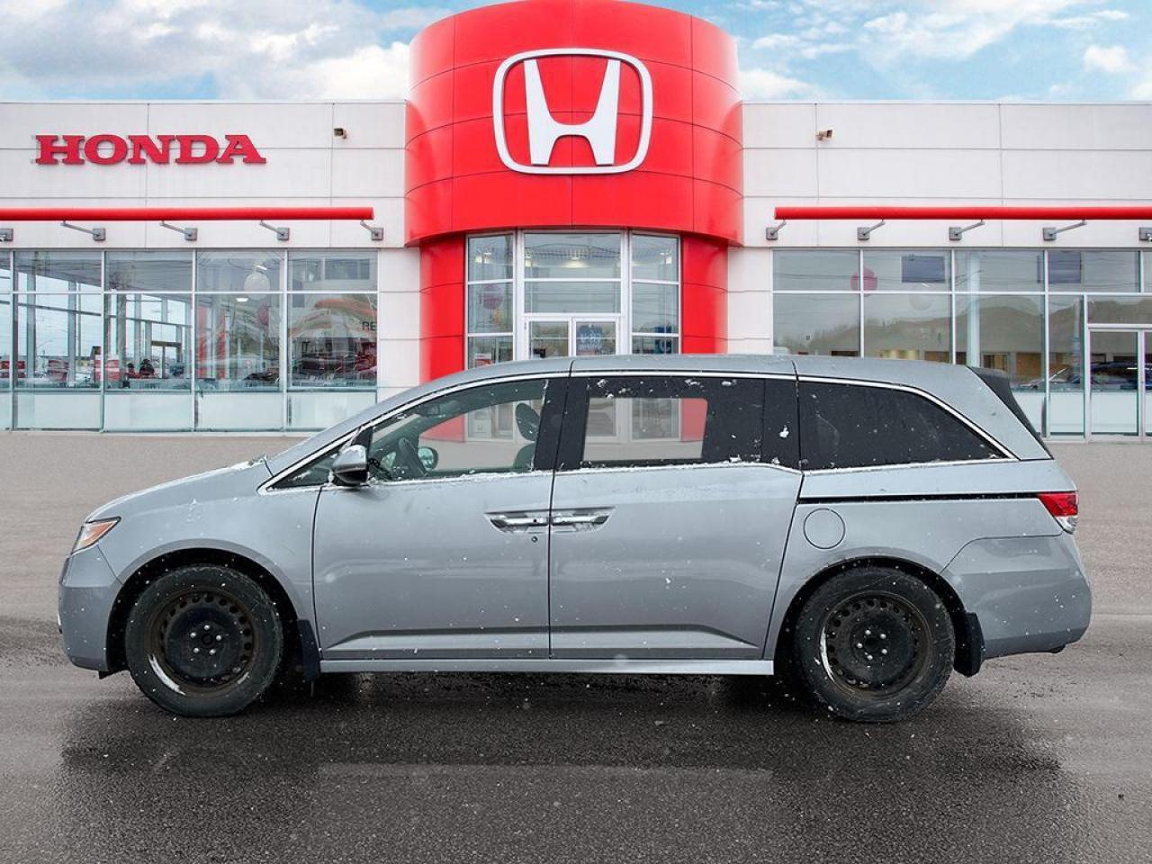 2016 Honda Odyssey Touring Photo