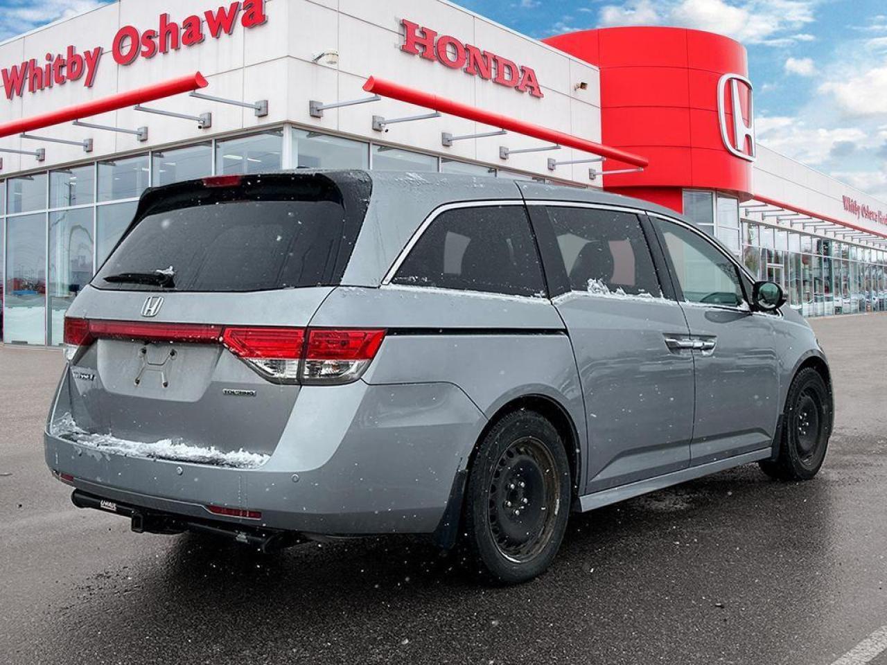 2016 Honda Odyssey Touring Photo