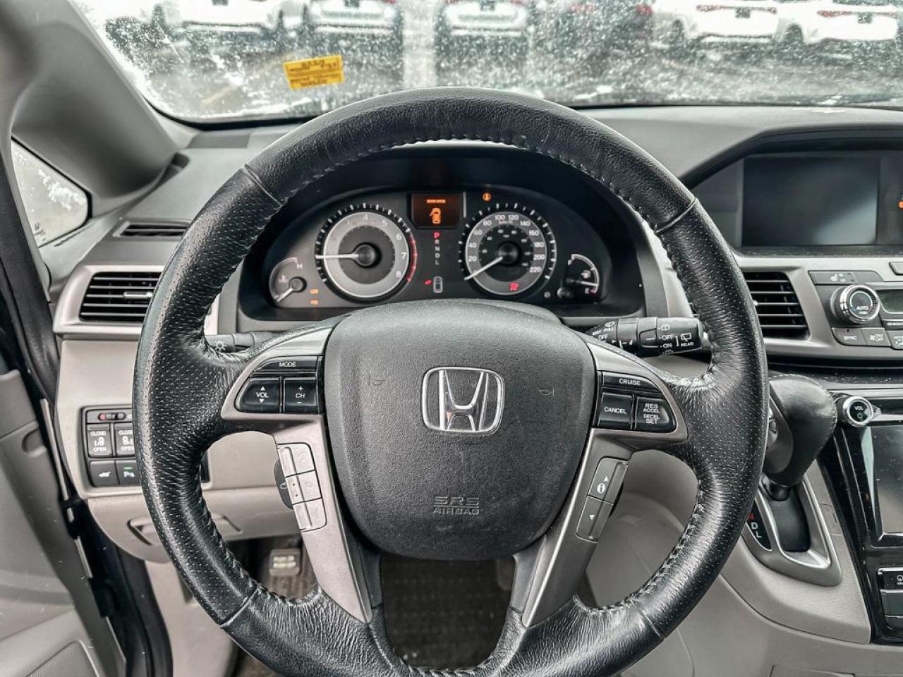 2016 Honda Odyssey Touring Photo