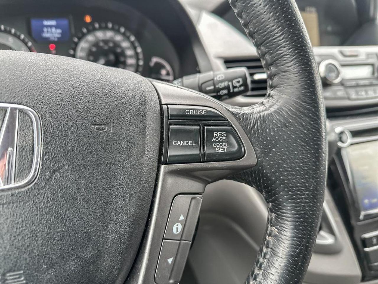 2016 Honda Odyssey Touring Photo