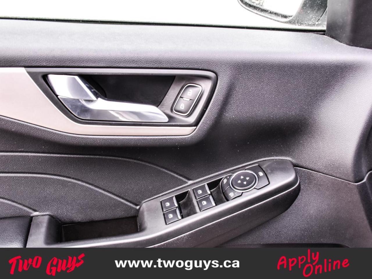 2022 Ford Escape SEL AWD Leather Nav Back Up Camera Photo