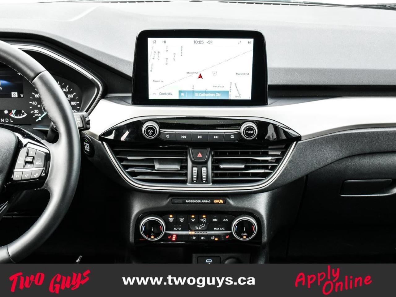 2022 Ford Escape SEL AWD 2.0L   Lthr   Panoroof   Nav   Remote Star Photo