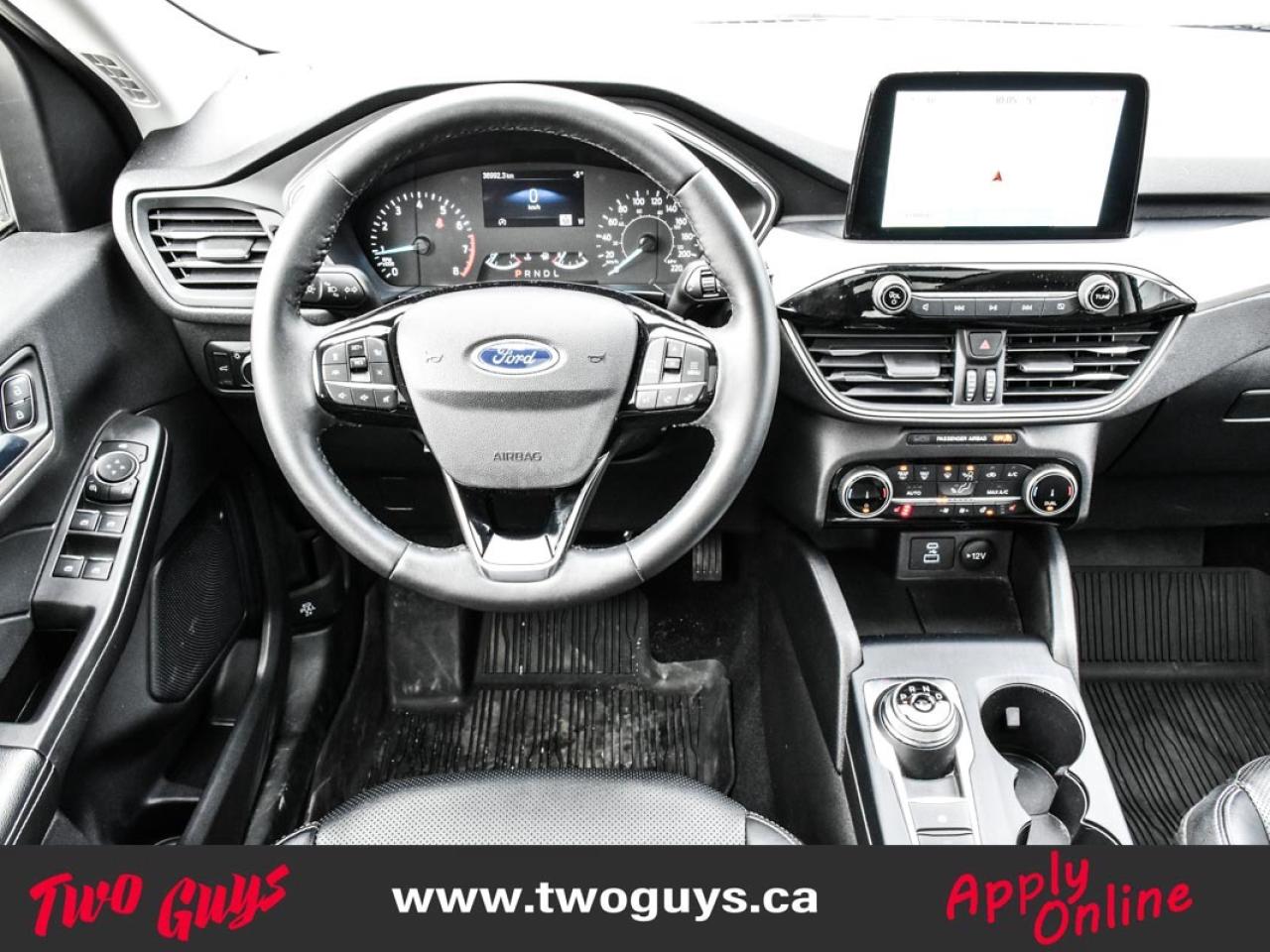 2022 Ford Escape SEL AWD 2.0L   Lthr   Panoroof   Nav   Remote Star Photo