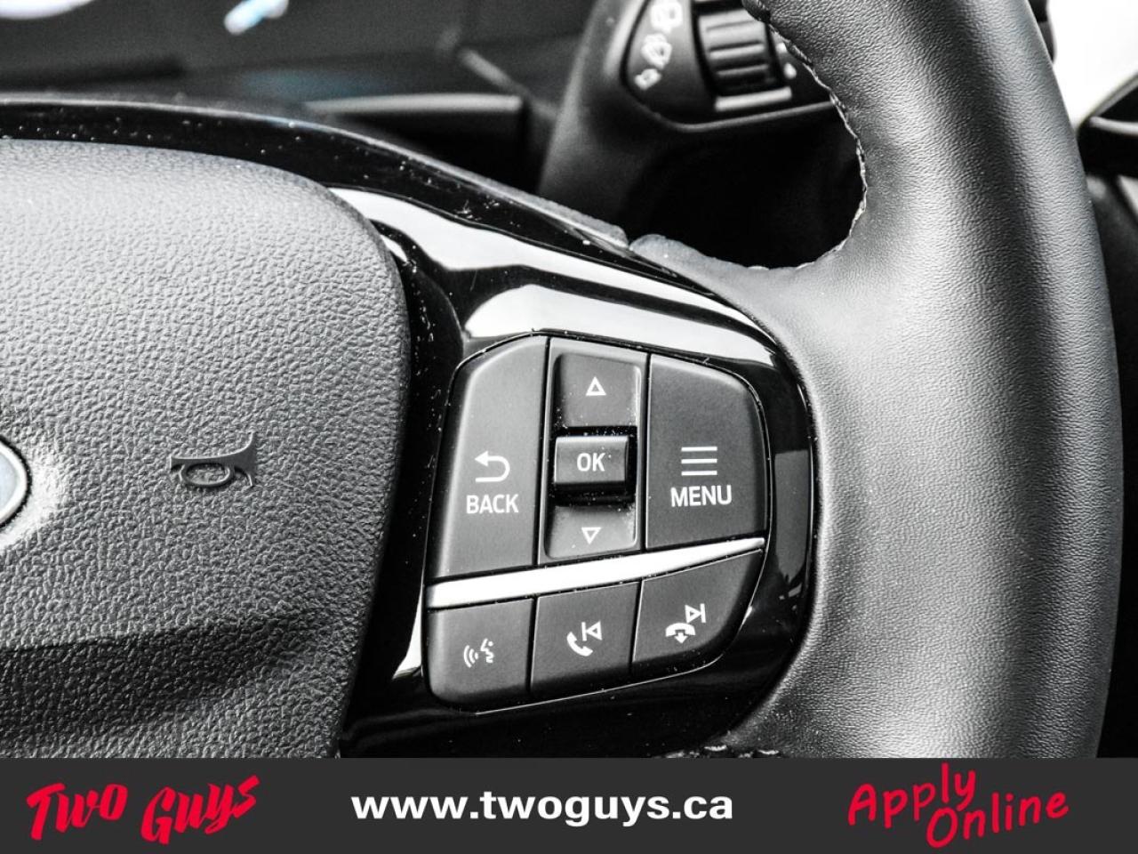 2022 Ford Escape SEL AWD 2.0L   Lthr   Panoroof   Nav   Remote Star Photo