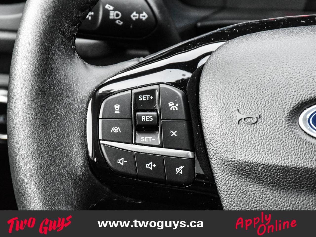 2022 Ford Escape SEL AWD 2.0L   Lthr   Panoroof   Nav   Remote Star Photo