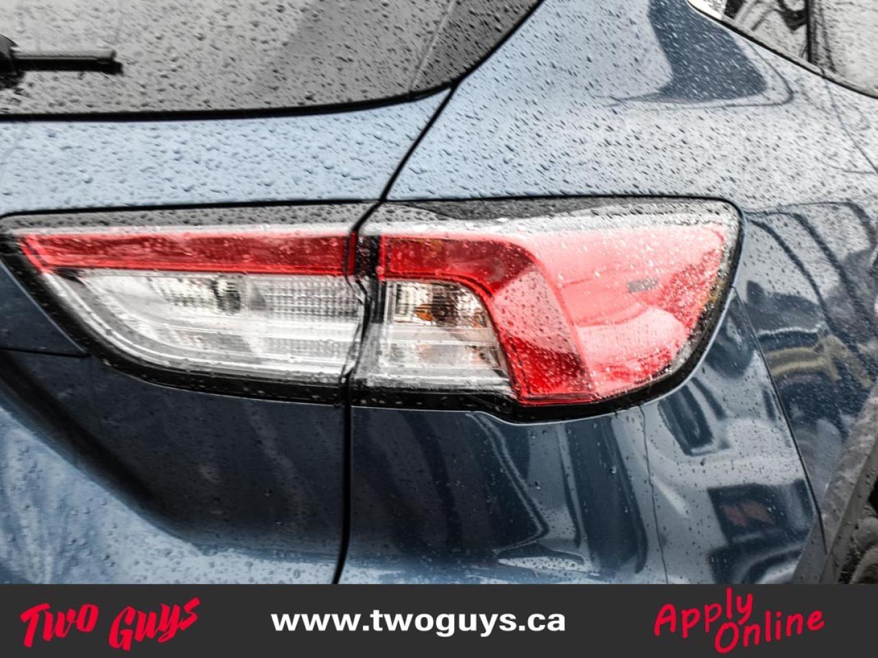 2020 Ford Escape SEL AWD Panoroof Leather Heated Front Seats Photo