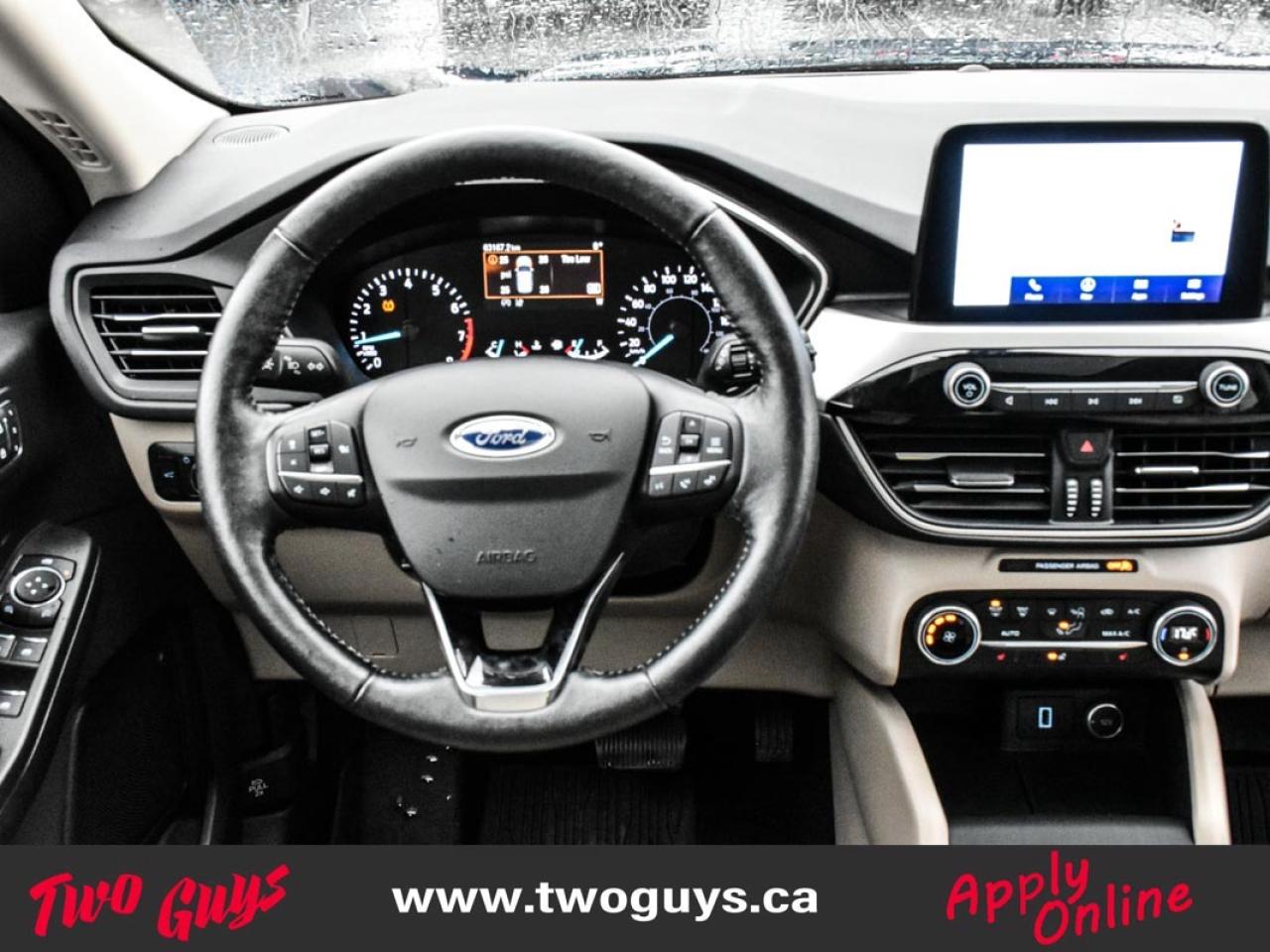 2020 Ford Escape SEL AWD Panoroof Leather Heated Front Seats Photo