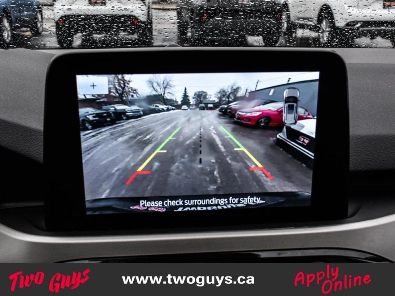 2020 Ford Escape SEL AWD Panoroof Leather Heated Front Seats Photo