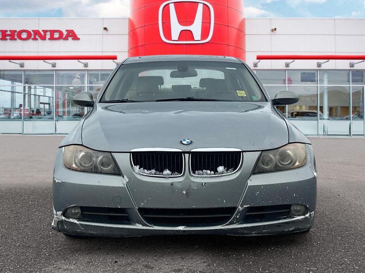 2006 BMW 3 Series 325i Photo