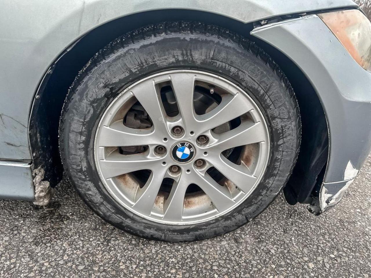 2006 BMW 3 Series 325i Photo