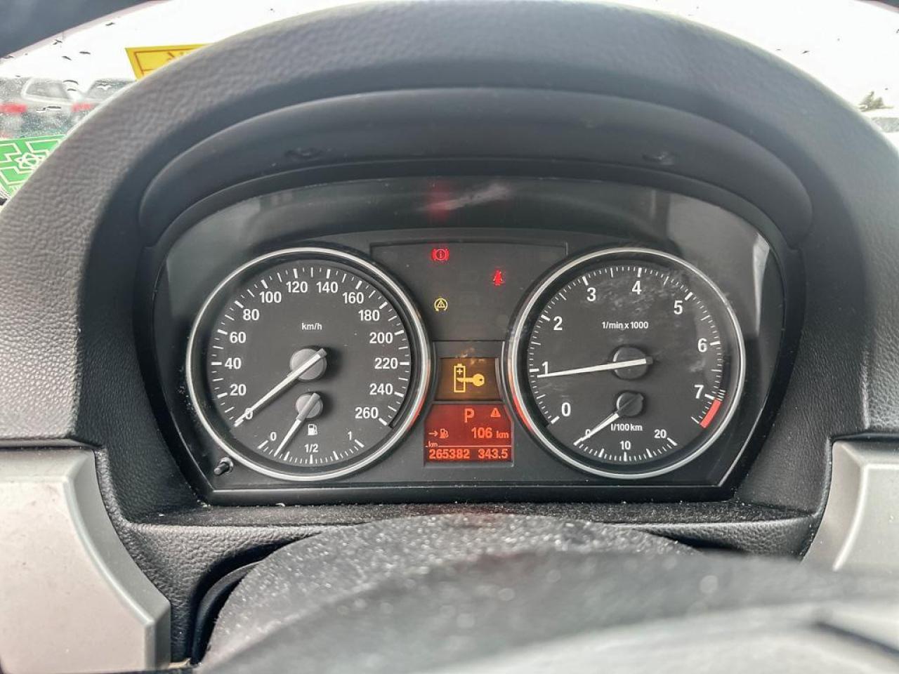 2006 BMW 3 Series 325i Photo