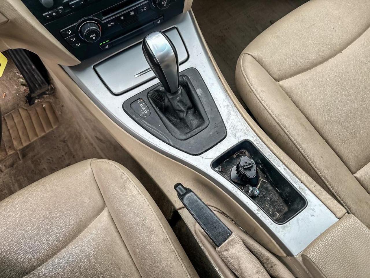 2006 BMW 3 Series 325i Photo