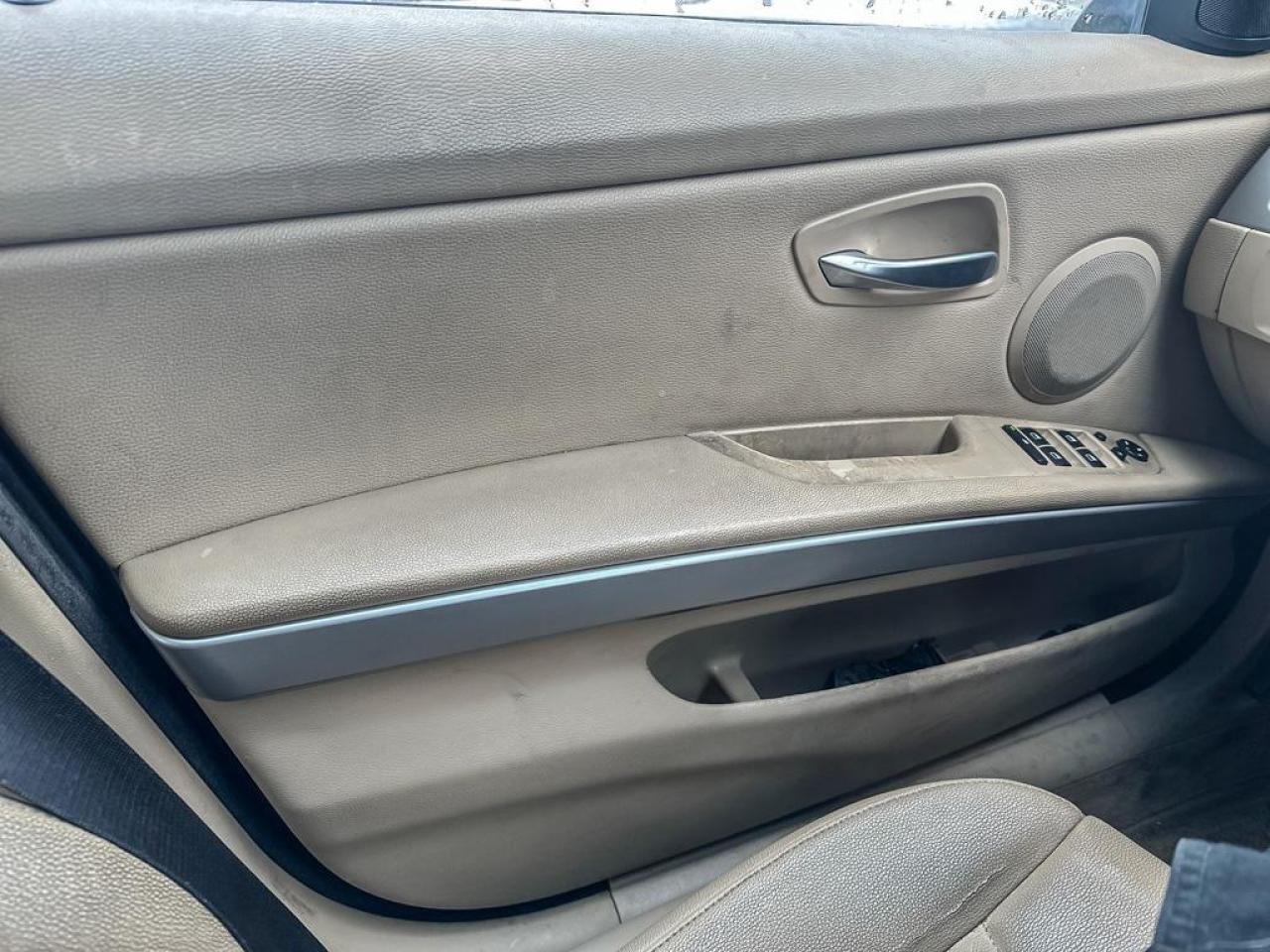 2006 BMW 3 Series 325i Photo