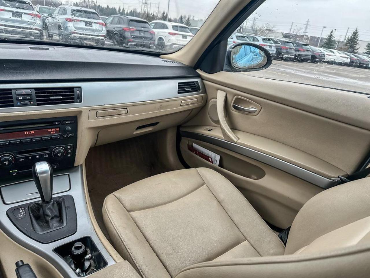 2006 BMW 3 Series 325i Photo