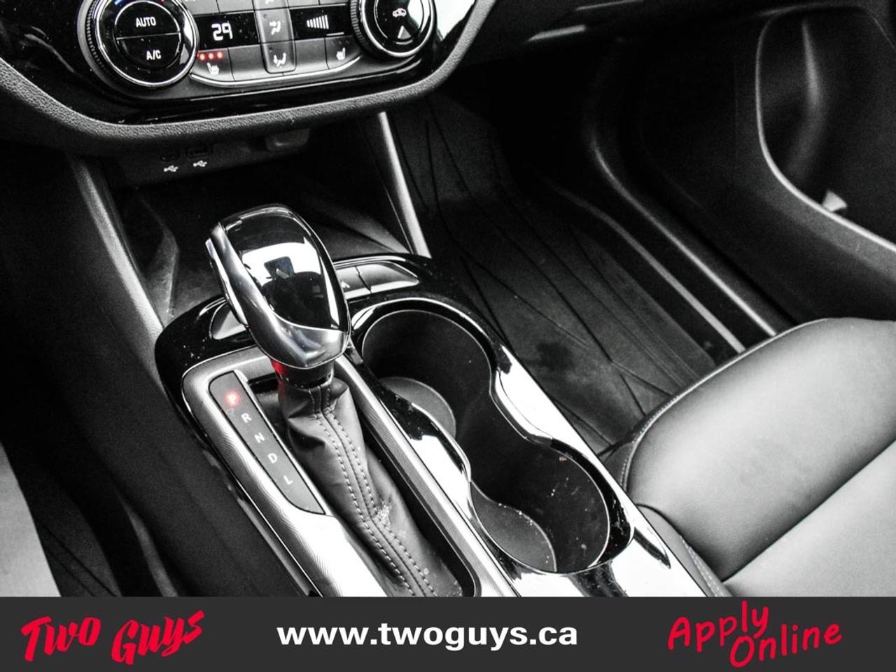 2024 Buick Envista ST   Leather   Local Lease Return   Clean CF Photo