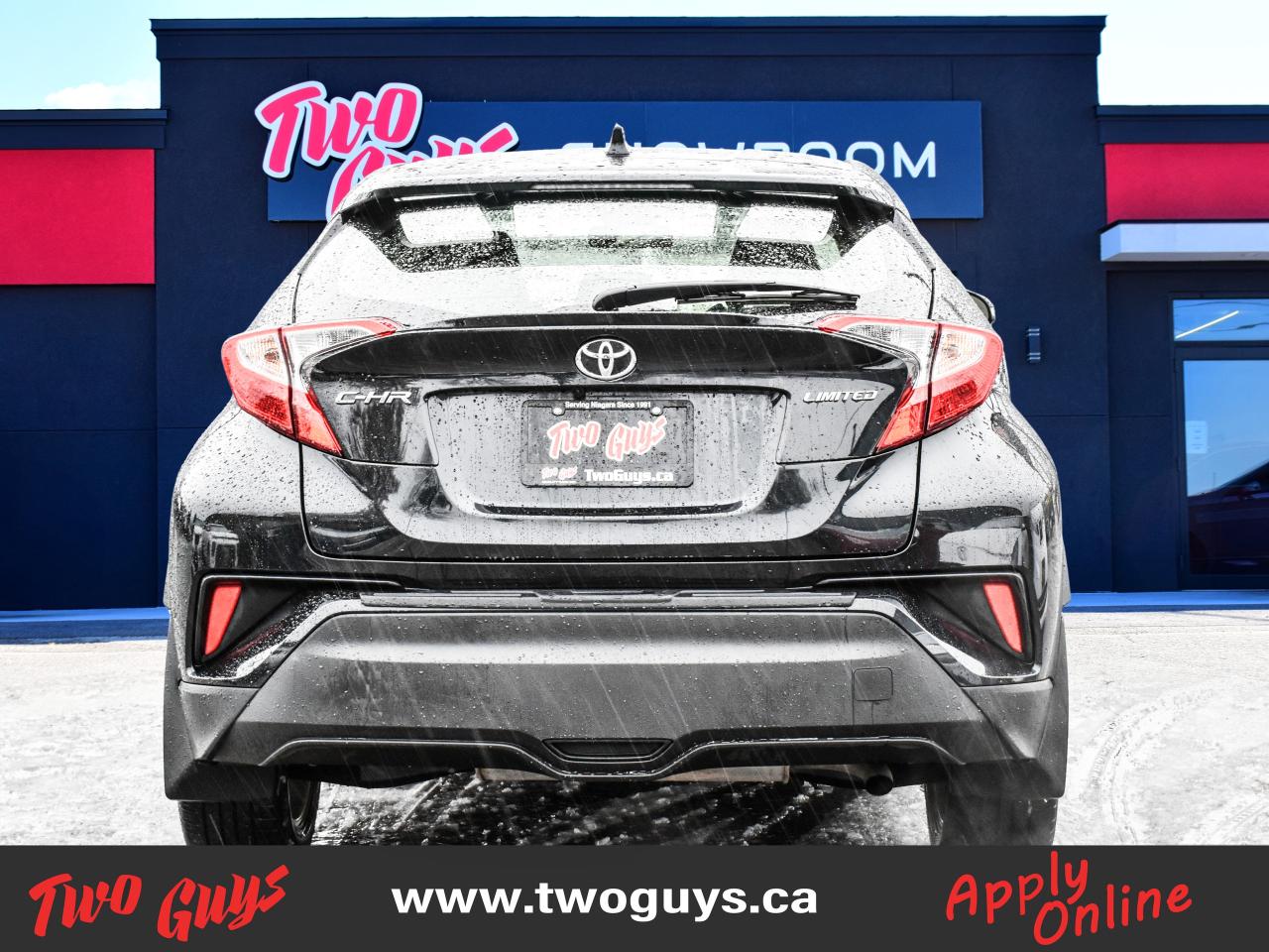 2021 Toyota C-HR Limited FWD Leather Back Up Cam Htd Front Seats Photo4