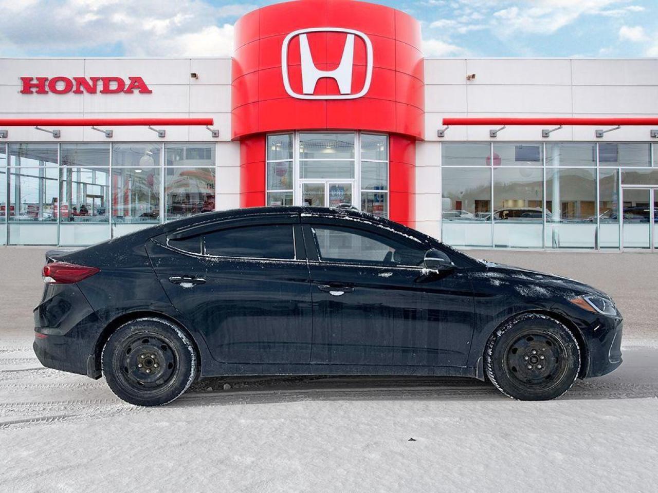 2017 Hyundai Elantra GLS Photo